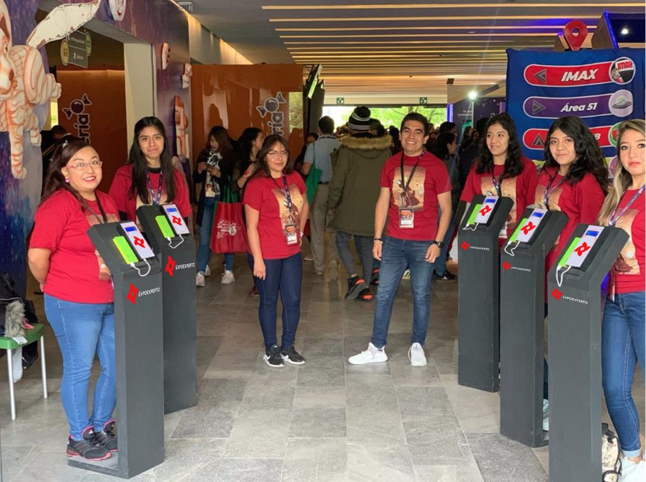 Edecanes en Expo Experto
